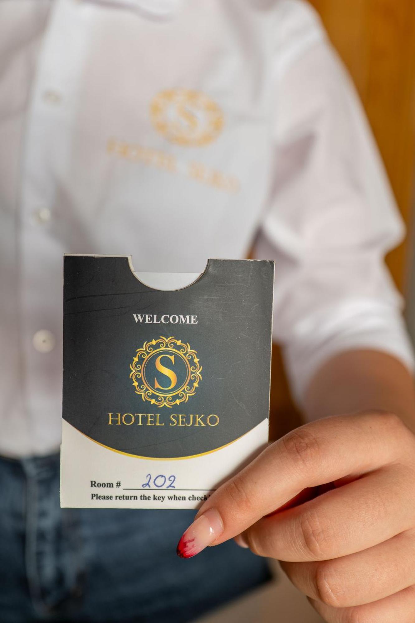 Hotel Sejko Sarandë Exterior foto