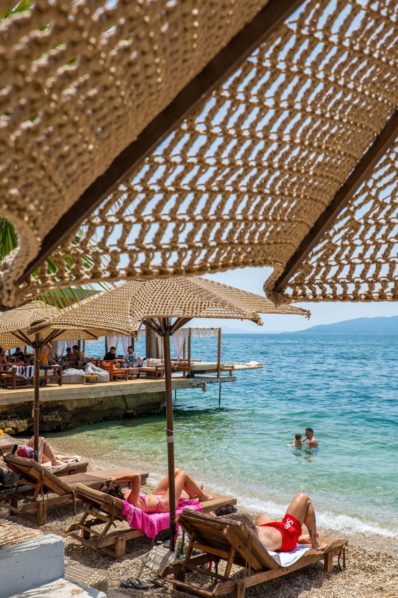 Hotel Sejko Sarandë Exterior foto