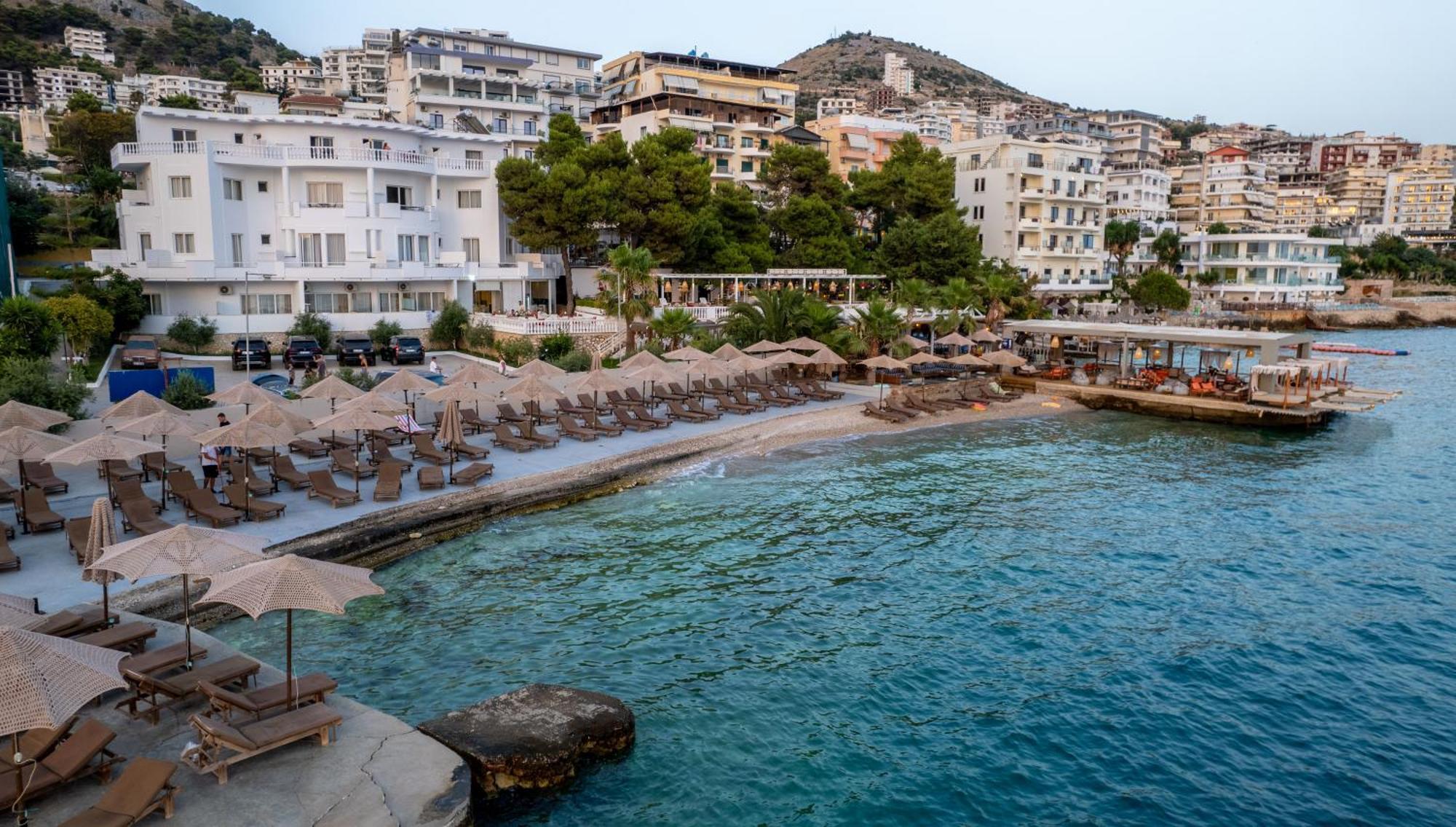 Hotel Sejko Sarandë Exterior foto